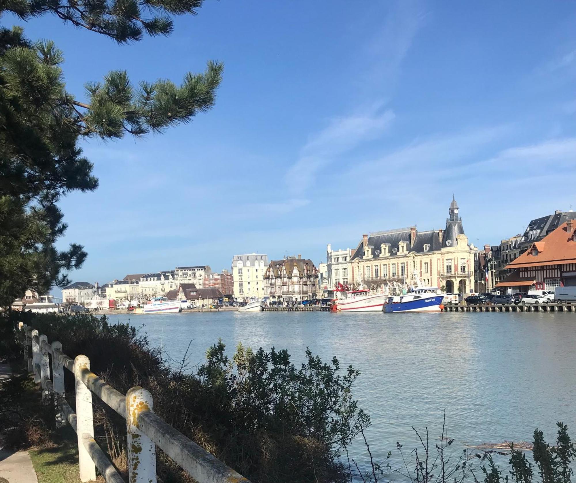 Le Pullman Appartement Deauville Buitenkant foto